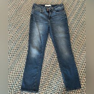 Signature Levi Strauss Mid Rise Straight sz 12